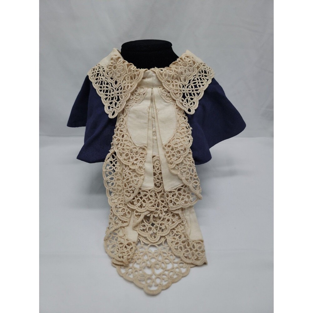 Vintage Nancy Johnson Crocheted Collar Lappet Button Size 8